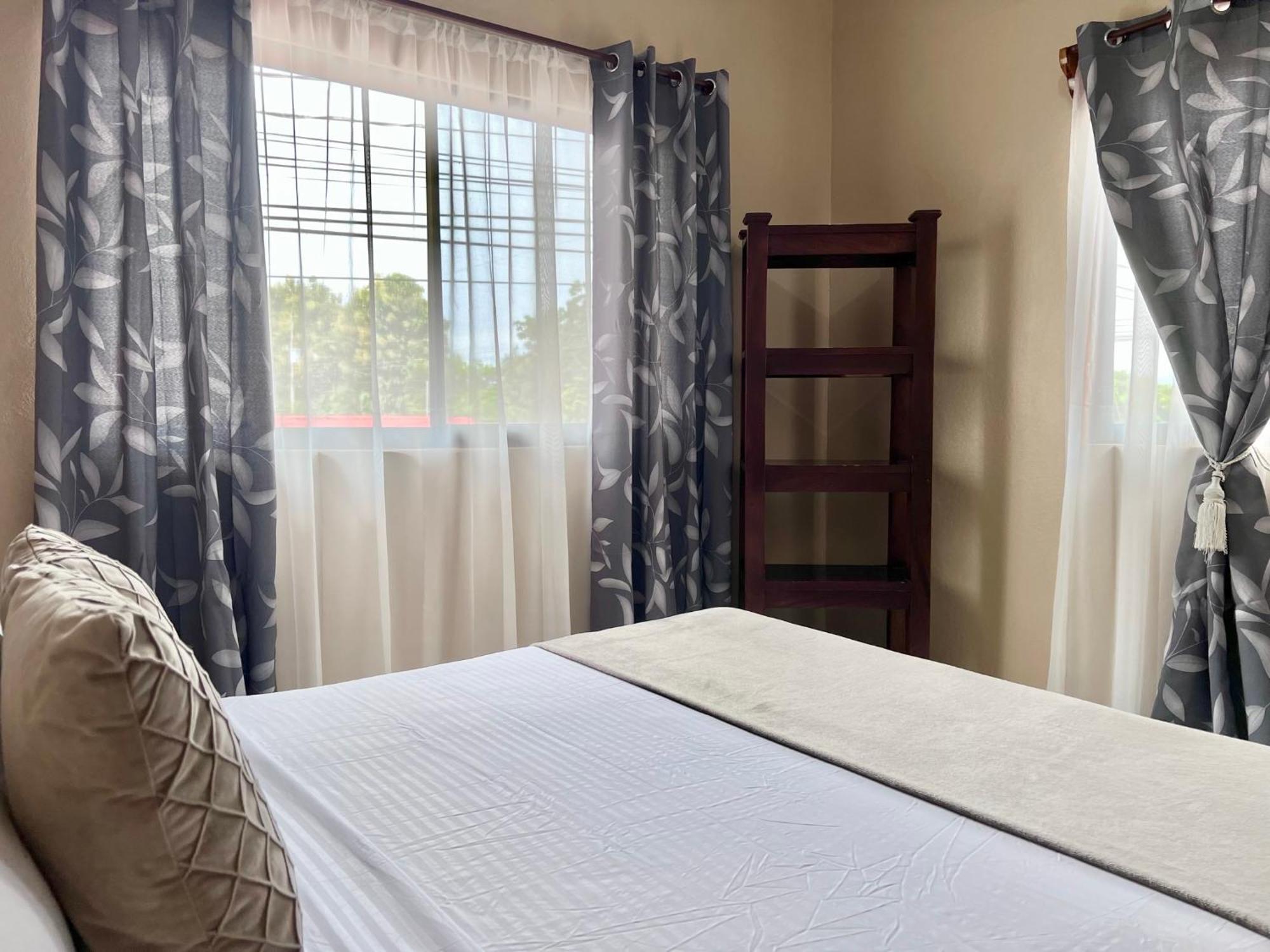 Casa Tatich Ac Near Guanacaste Airport Apartman Liberia Kültér fotó